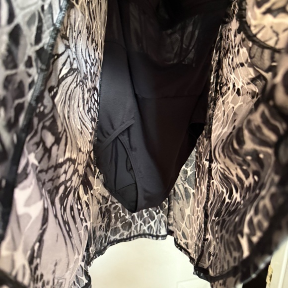 Longitude Women Black and Gray 1 Piece Swimsuit SZ 18W Tall - Picture 5 of 8